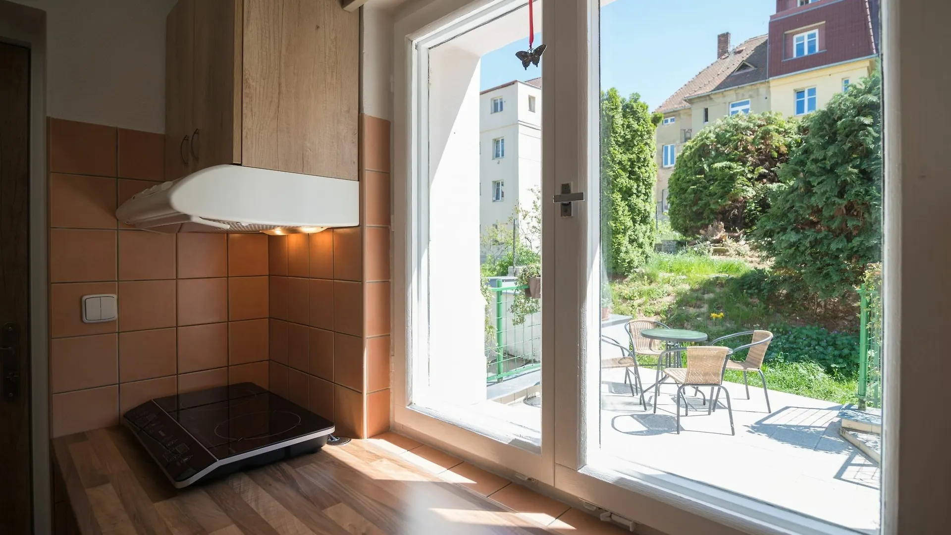 2 Bedroom Home Close To Prague Castle