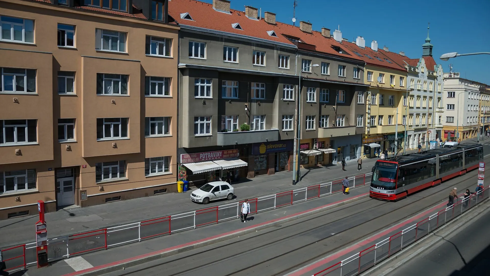 2 Bedroom Home Close To Prague Castle Tjekkiet
